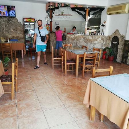 Nako Guest House Bar&Restaurants Përmet Esterno foto