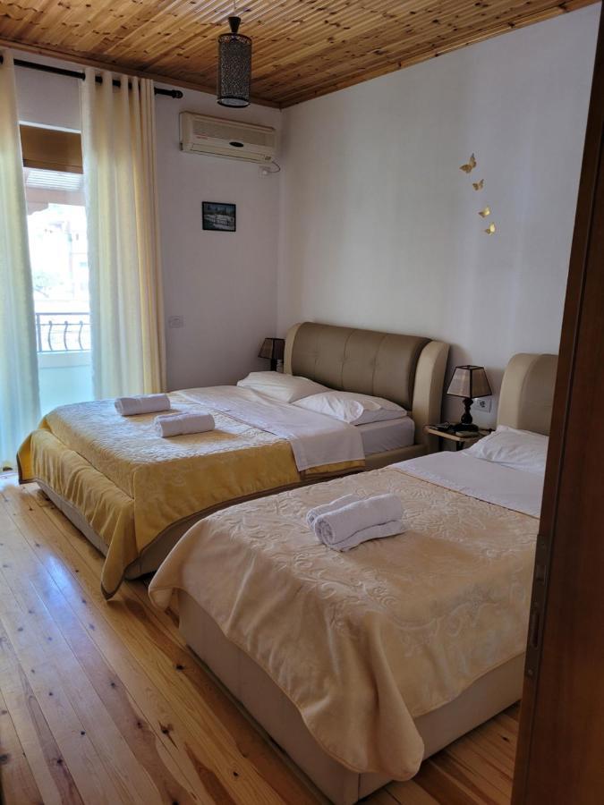 Nako Guest House Bar&Restaurants Përmet Esterno foto