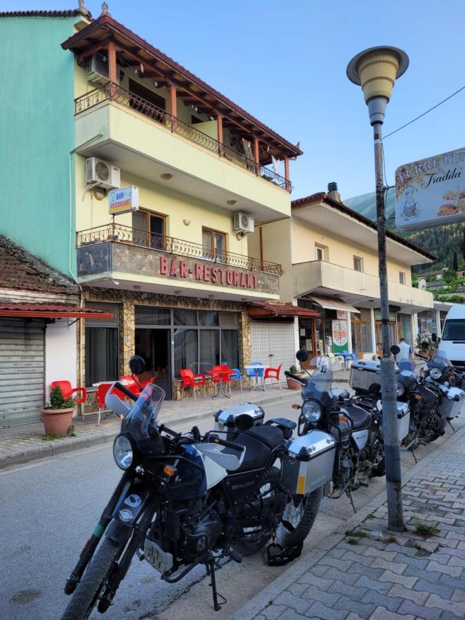 Nako Guest House Bar&Restaurants Përmet Esterno foto