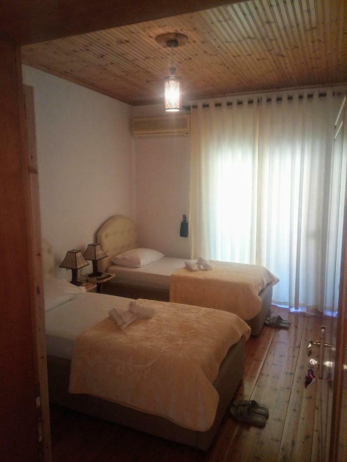 Nako Guest House Bar&Restaurants Përmet Camera foto