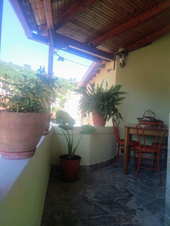 Nako Guest House Bar&Restaurants Përmet Esterno foto