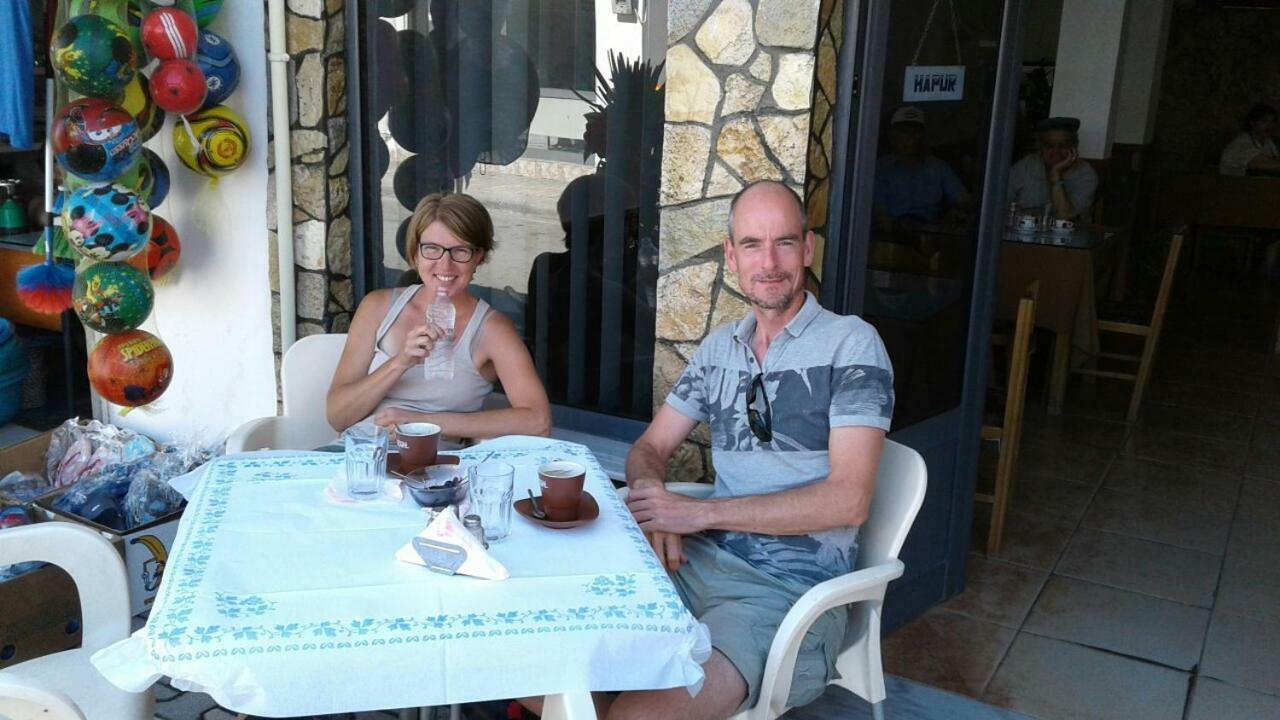 Nako Guest House Bar&Restaurants Përmet Esterno foto